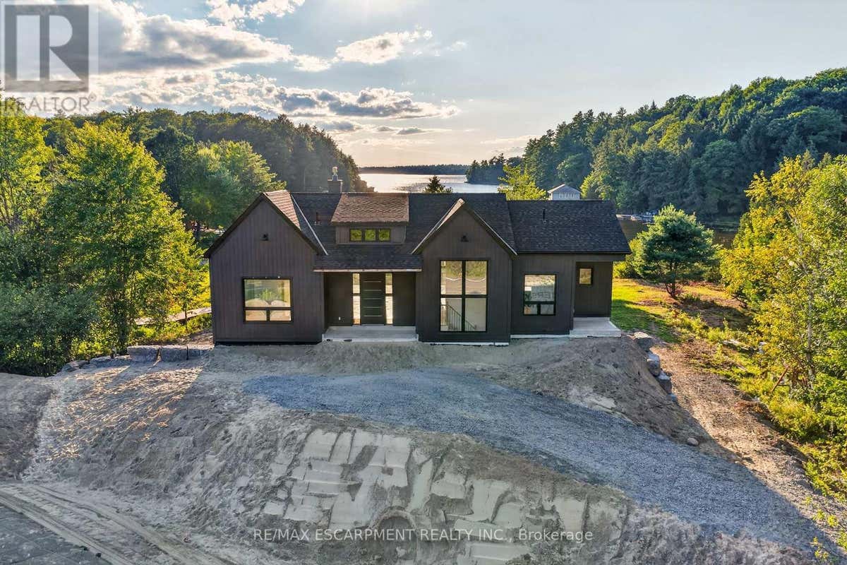 Richmond Hill Langstaff Real Estate - Houses for Sale in Richmond