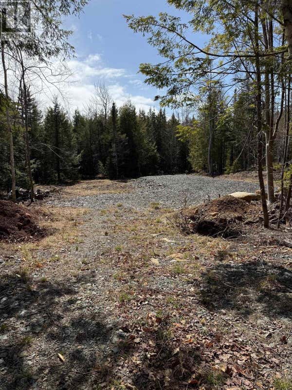 LOT 18 DAUPHINEE ROAD