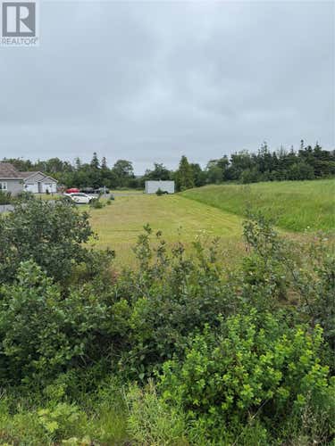 17 Middle Ridge