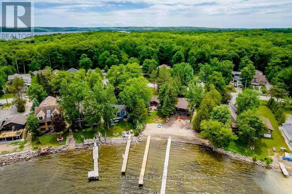 230 ROBINS POINT ROAD, Tay (Victoria Harbour), ON L0K2A0 House For Sale