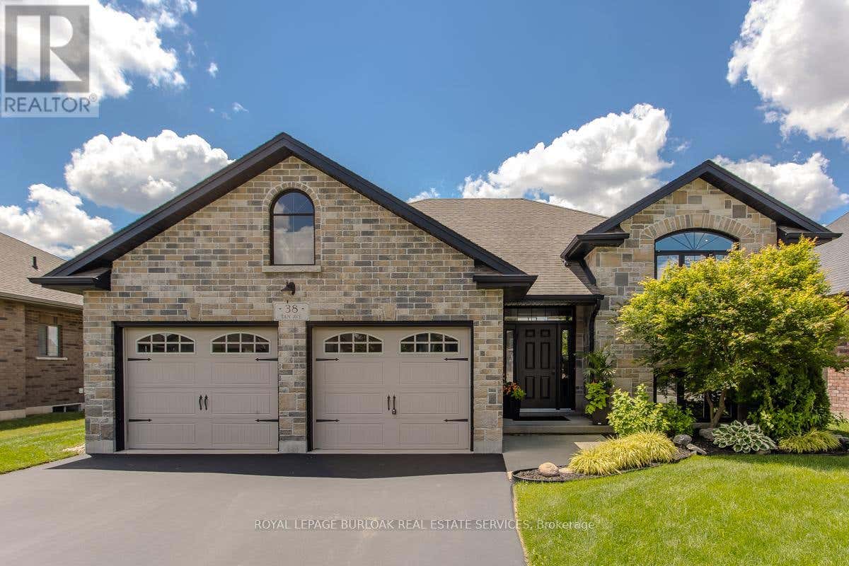 38 TAN AVENUE