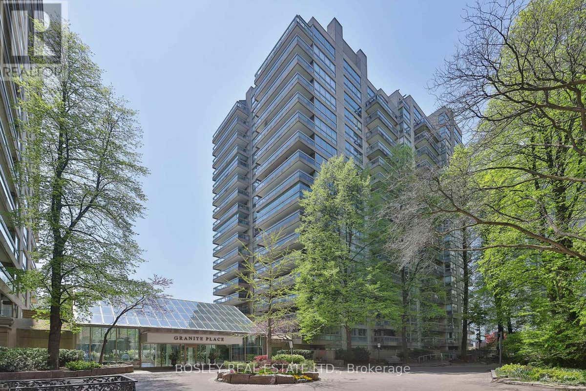 306 - 63 ST CLAIR AVENUE W