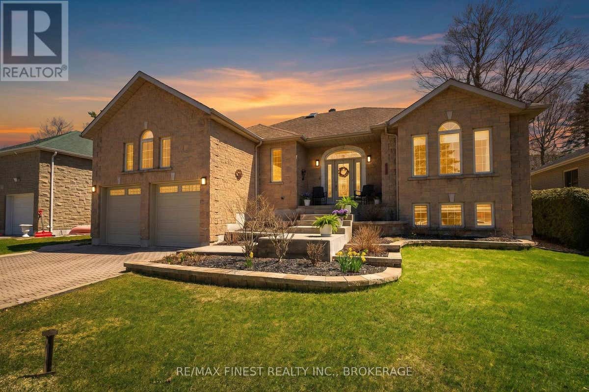 26 KENWOODS CIRCLE