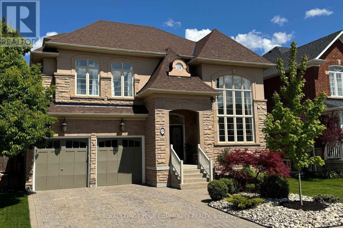 23 Weslock Cres  
