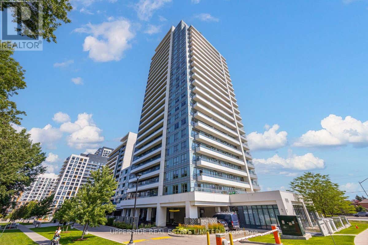 806 - 7890 BATHURST STREET