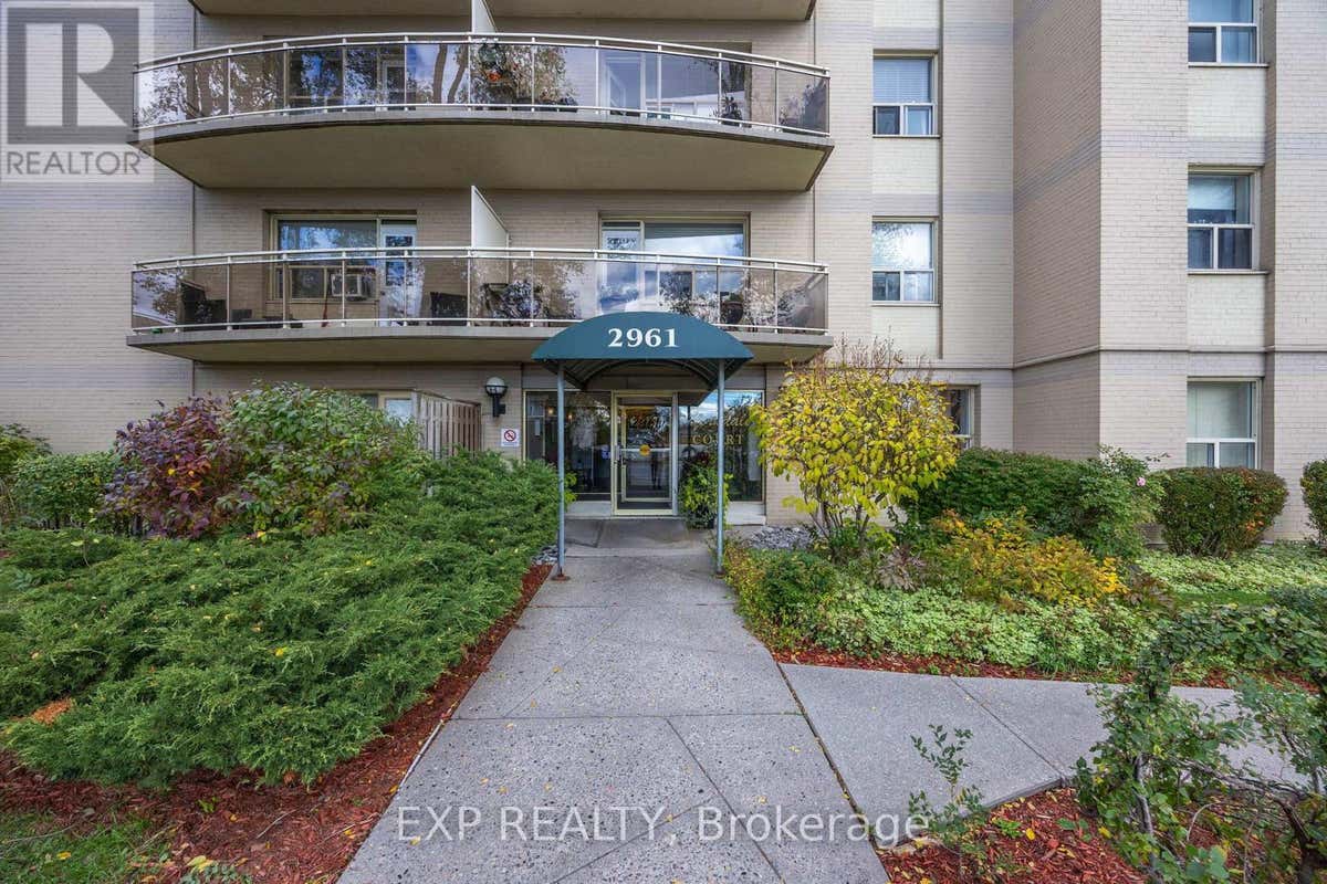 403 2961 DUFFERIN STREET, Toronto (Yorkdale-Glen Park), ON