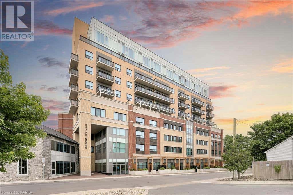 652 Princess St Unit 723  