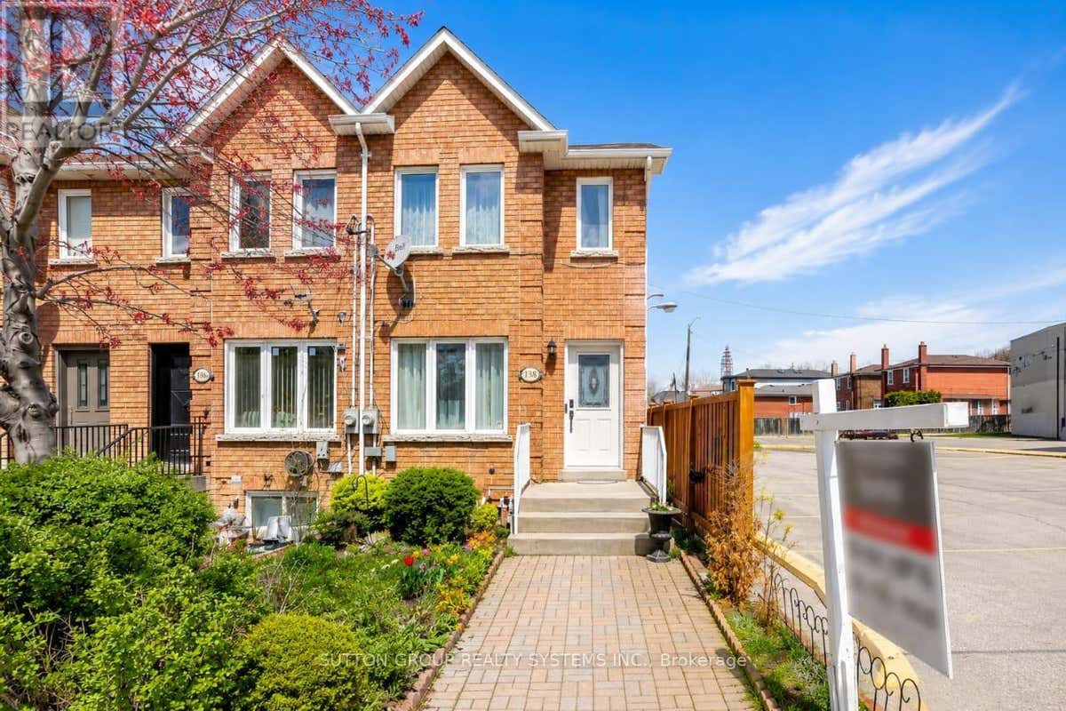 2138 EGLINTON AVENUE W