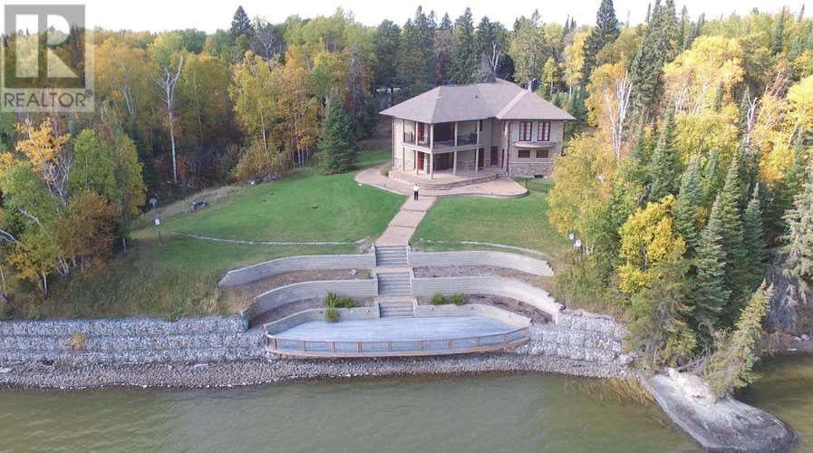 319/321 Parker Point RD