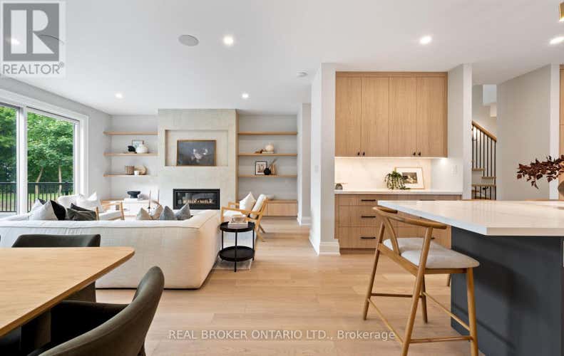 94 PRINCE EDWARD DRIVE S