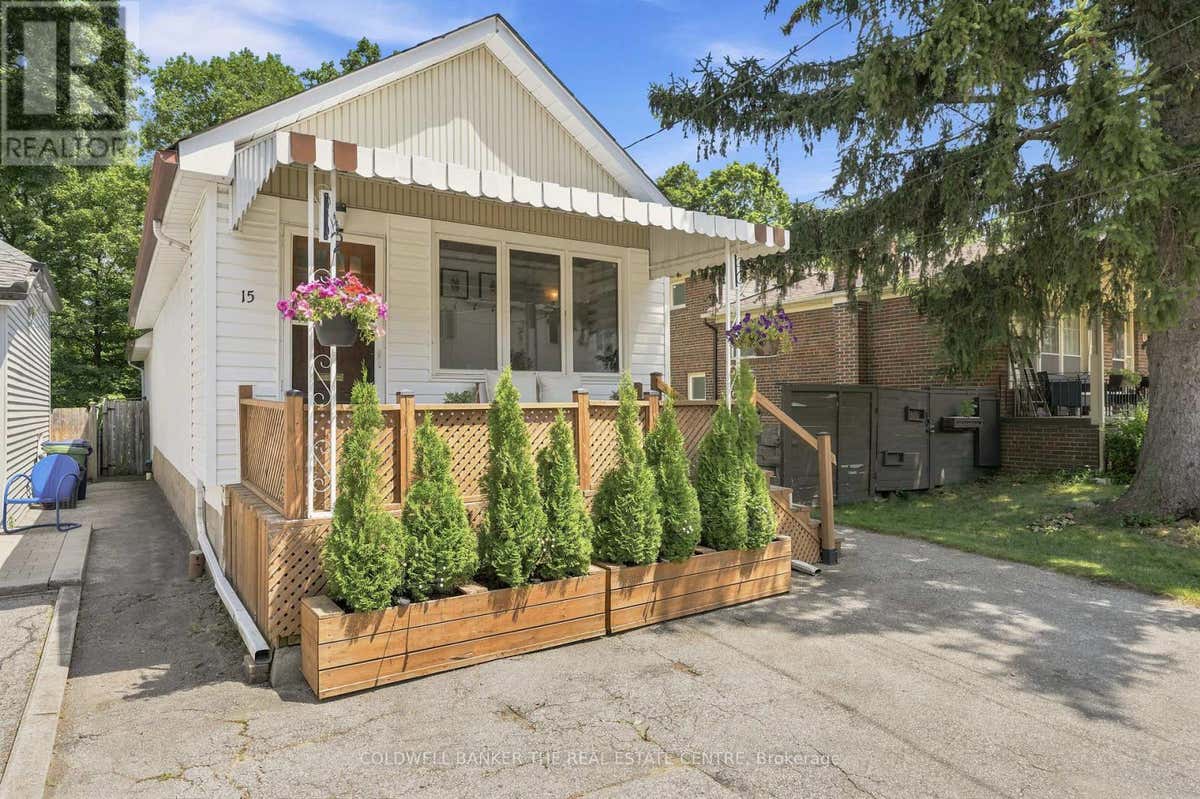 15 PRESLEY AVENUE