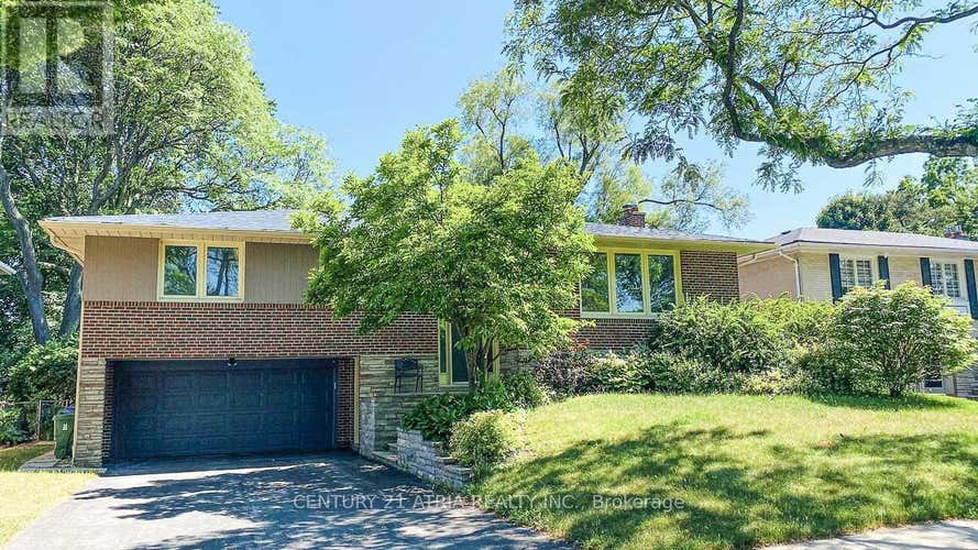 11 DANVILLE DRIVE