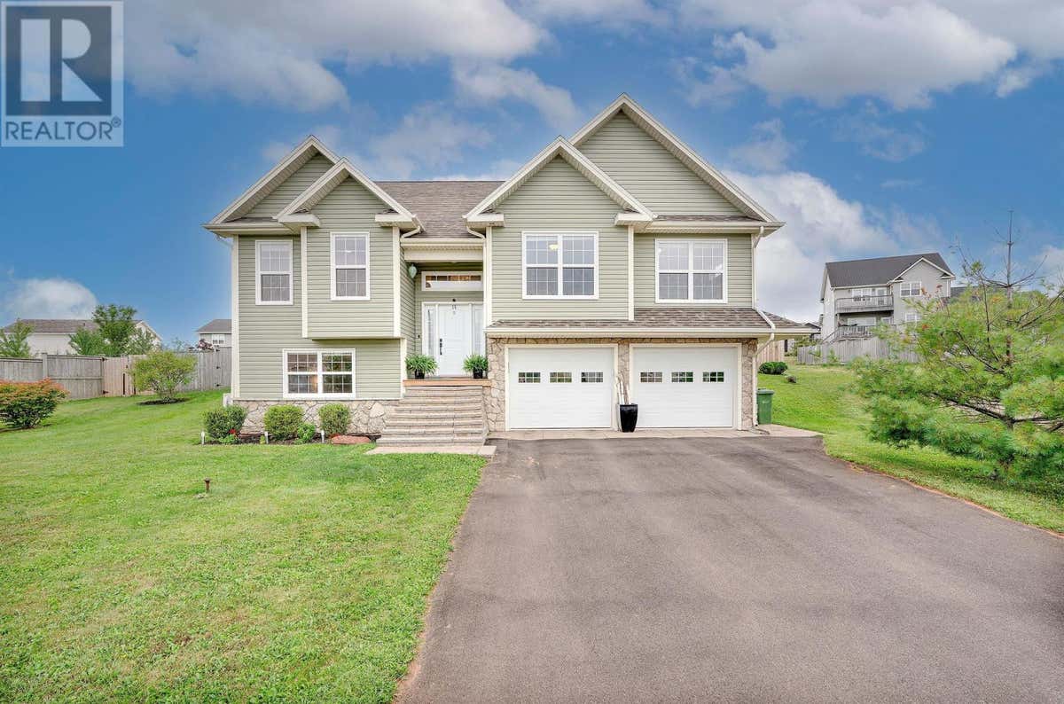 15 Lily Ct  