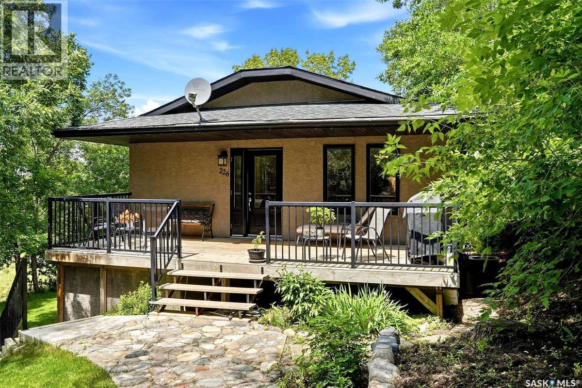 226 DALY AVENUE