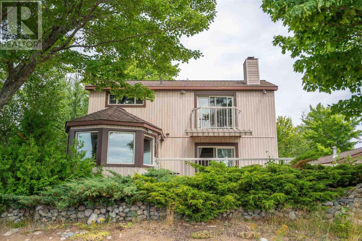 1966 PINESHORES DR