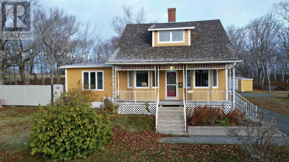 219 DOMINION STREET