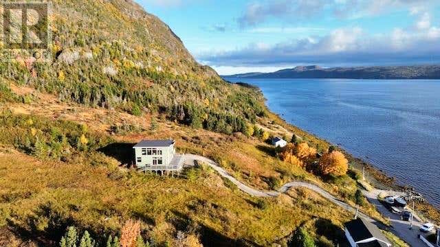 101 CRAWLEY'S COVE ROAD