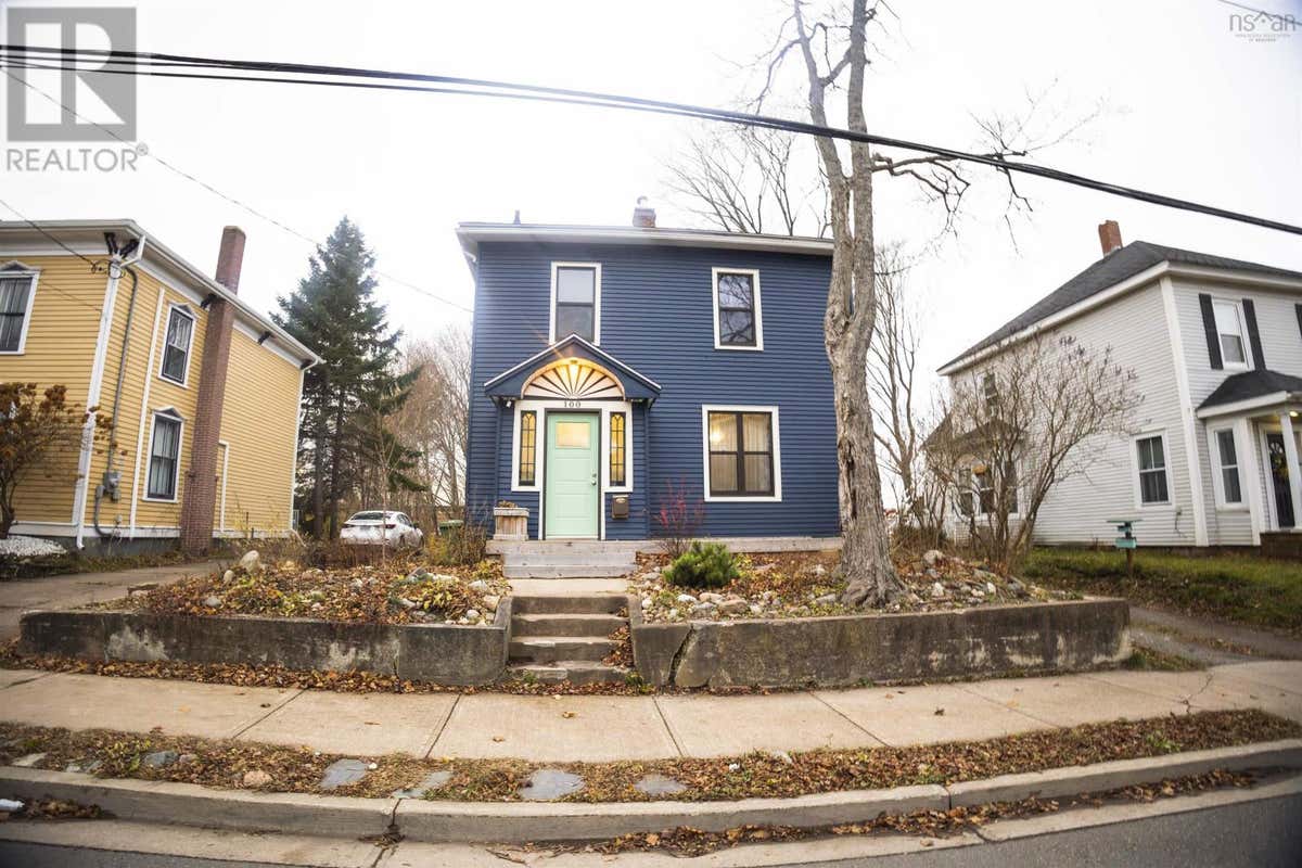 100 Park St