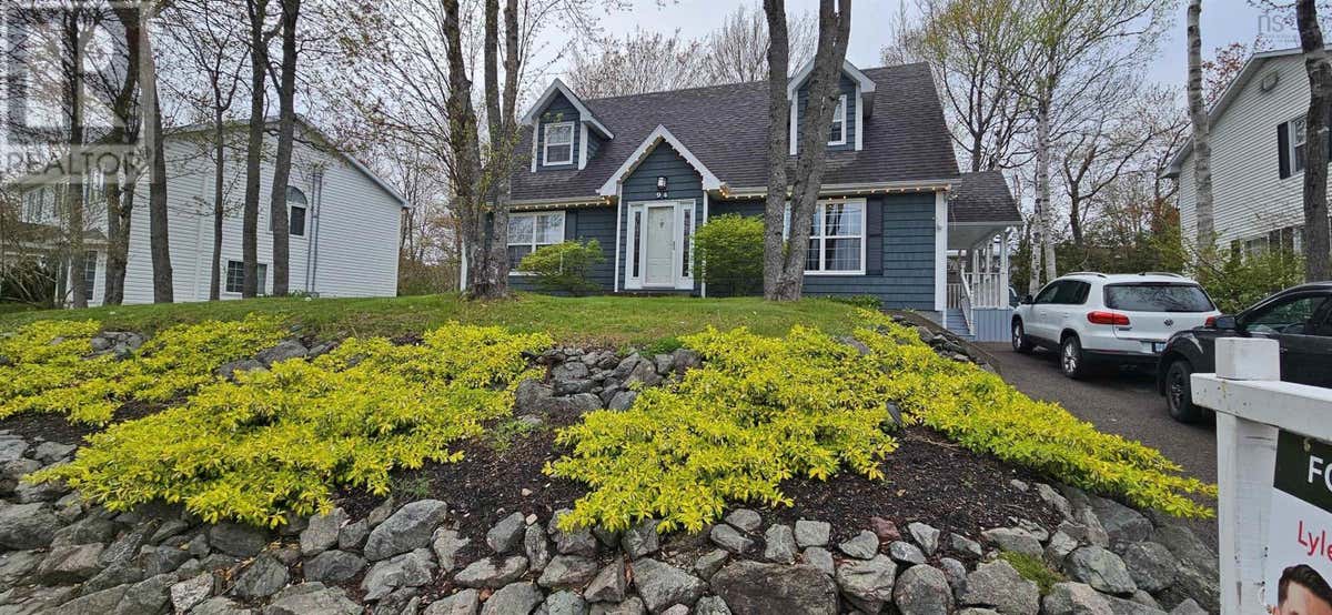 94 COTTAGEDALE CRESCENT
