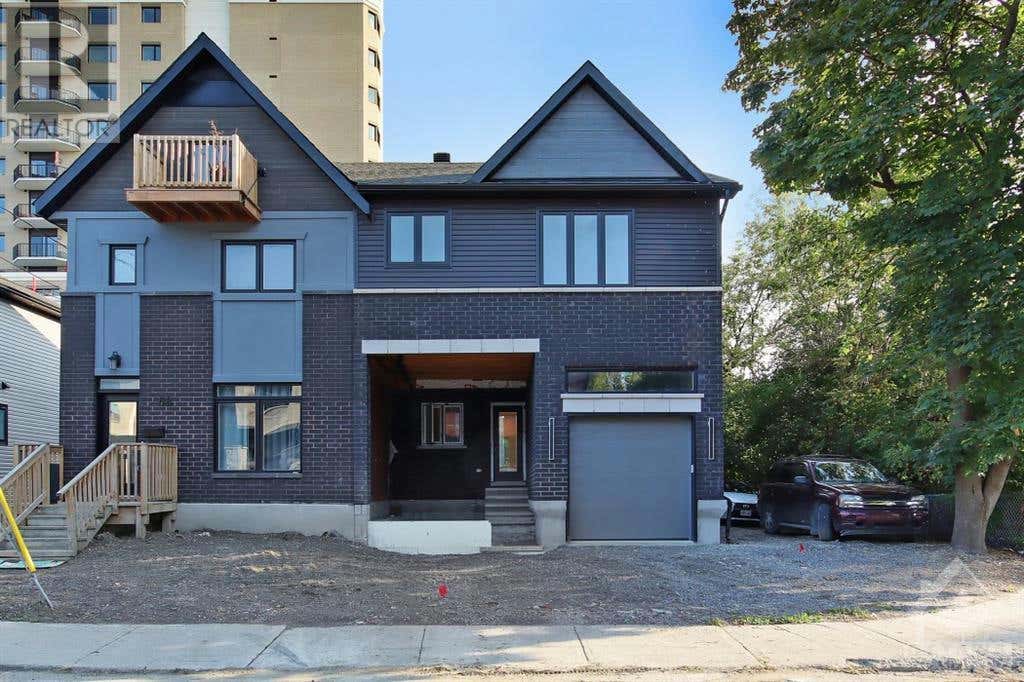 68 PRINCE ALBERT St