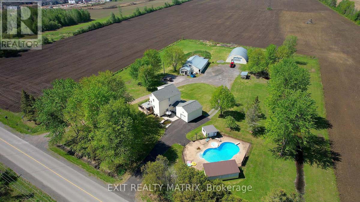 912 EADIE ROAD