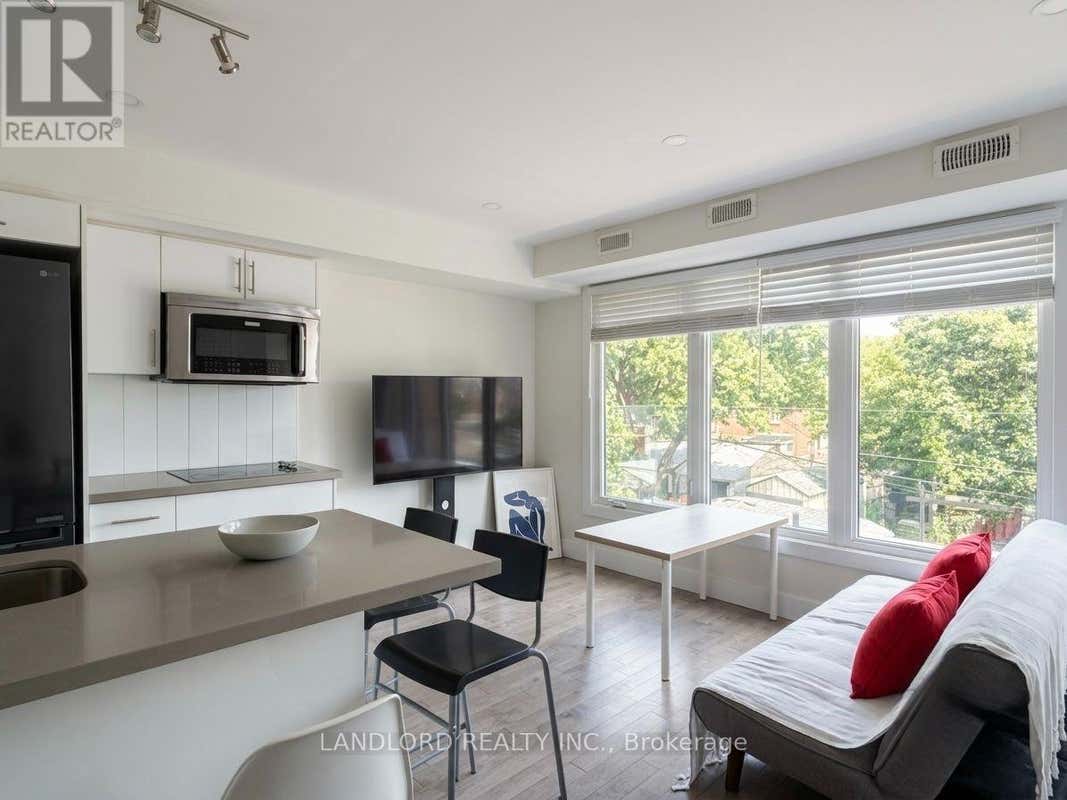4 - 1175 DOVERCOURT ROAD