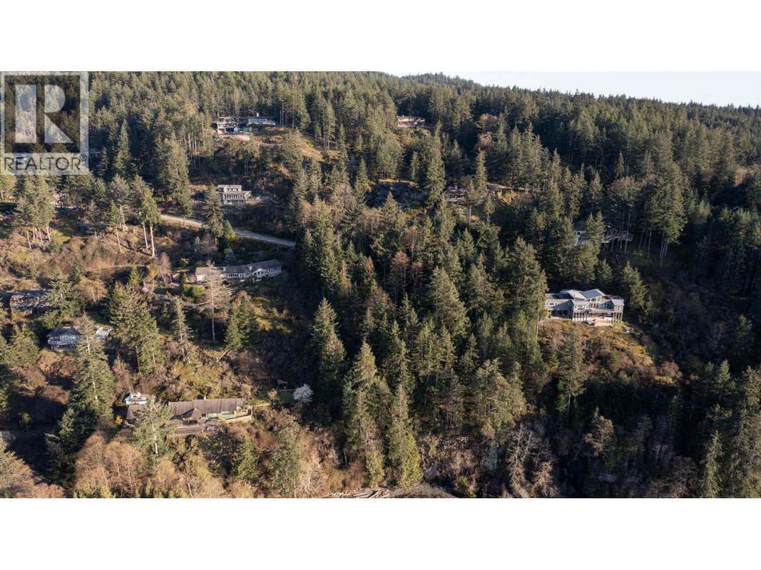 1664 WHITESAILS DRIVE
