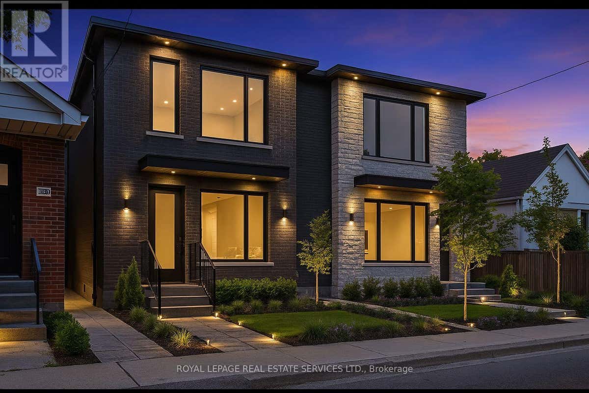 326 LAWRENCE AVENUE W