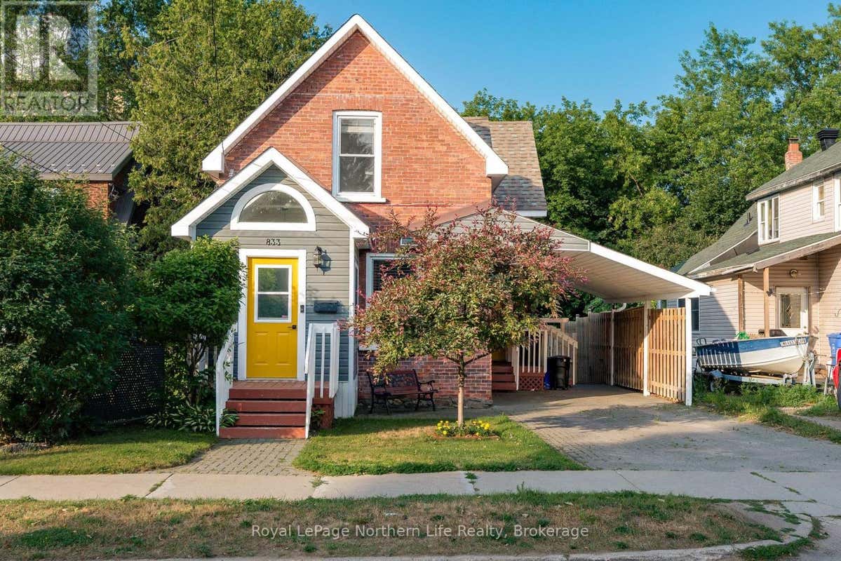 833 MCINTYRE STREET W