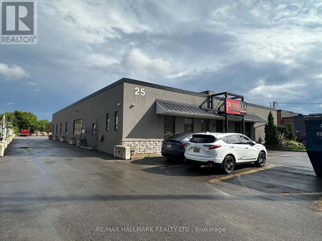 2A - 25 VANLEY CRESCENT