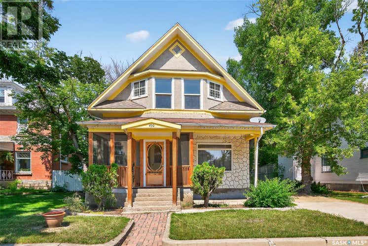 430 Ominica STREET W