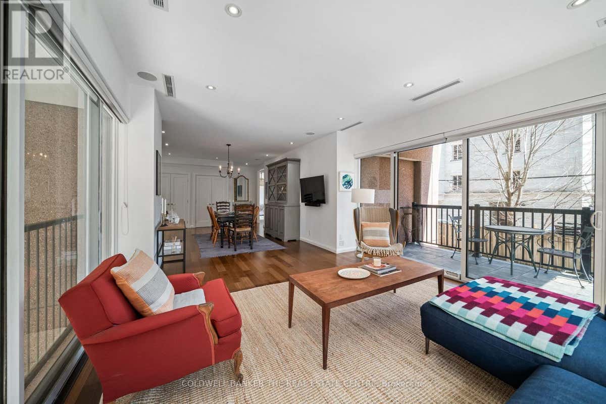 206 - 447 WALMER ROAD