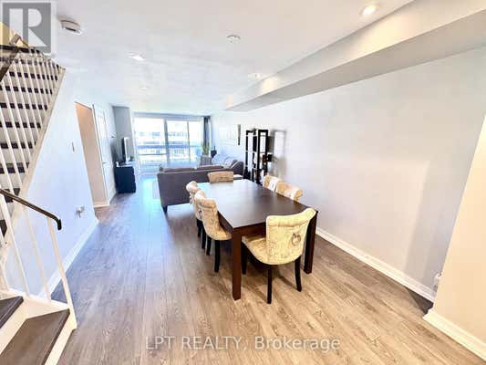 332 - 2 VALHALLA INN ROAD, TORONTO (ISLINGTON-CITY CENTRE WEST