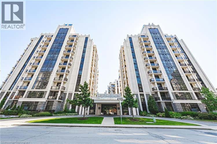 81 ROBINSON Street Unit# 302