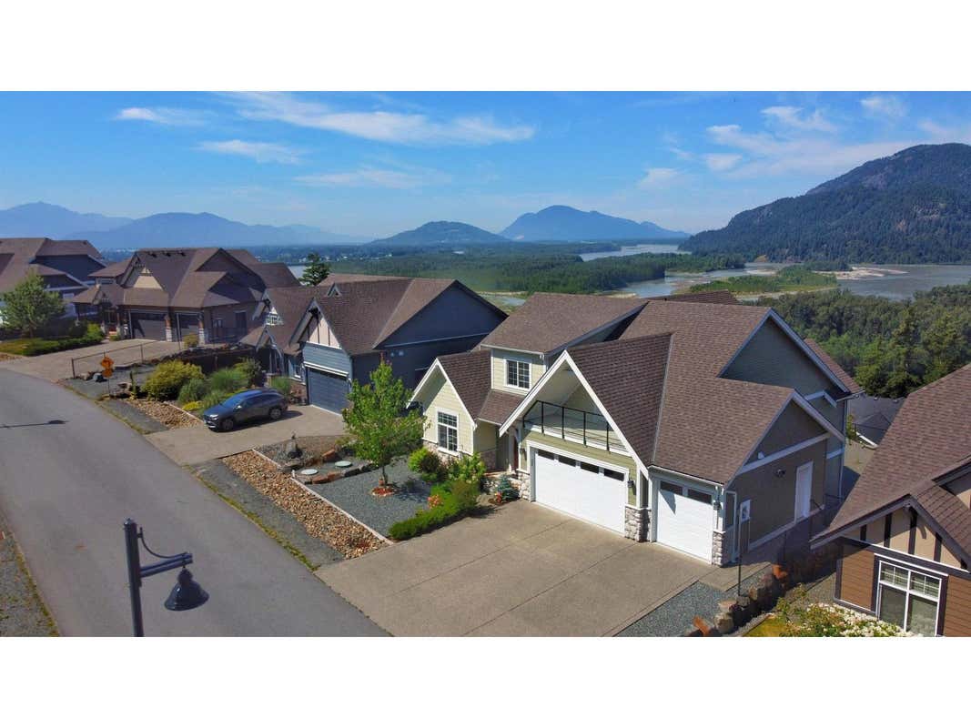 Eastern Hillsides Skwah-4 Real Estate - Houses for Sale in Eastern