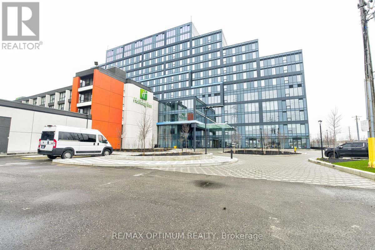 217 - 996 MARTIN GROVE ROAD