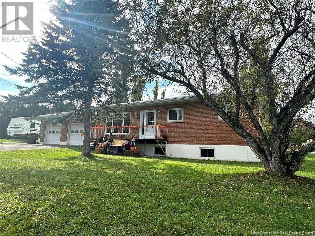 12 Colebrooke Road, GrandSault/Grand Falls, NB E3Z1A8 À vendre RE