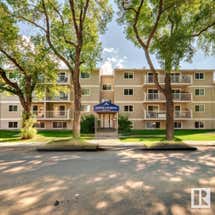 #209 105290 93 ST NW NW