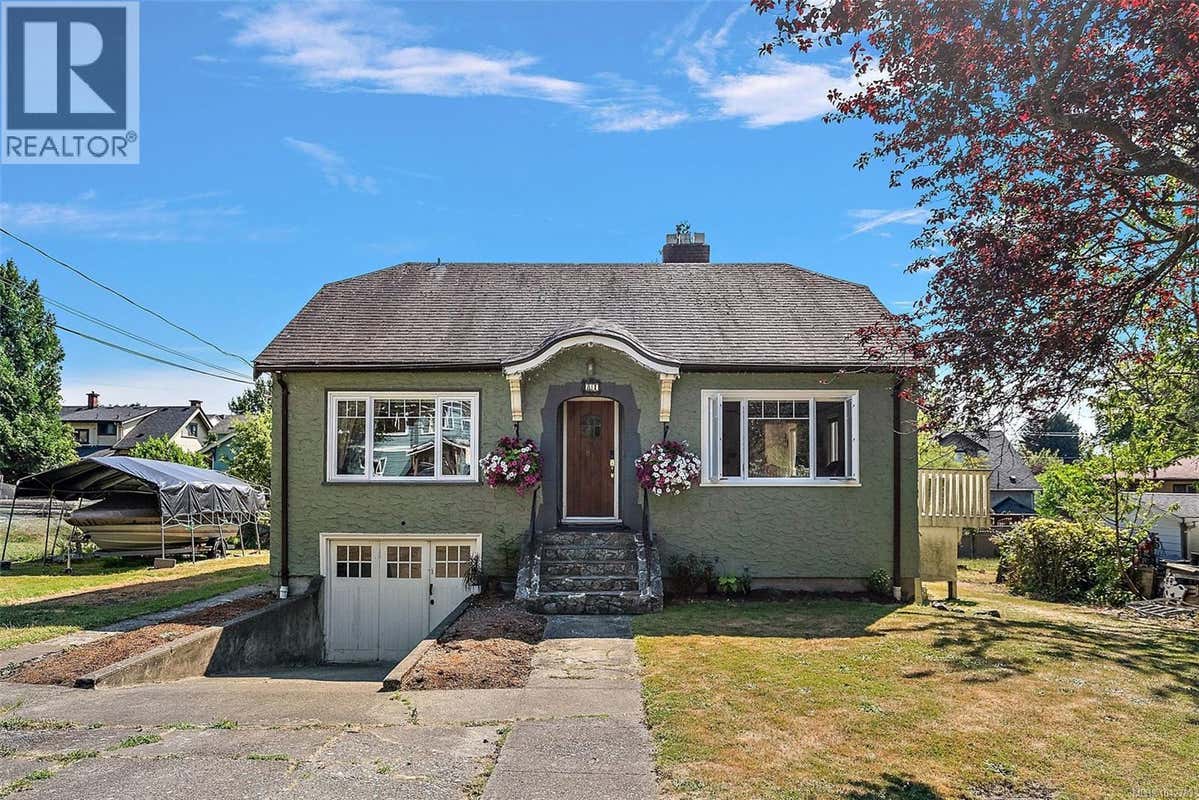 81 LOGAN AVE