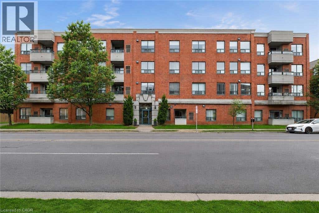 8 MAIN STREET UNIT# 101