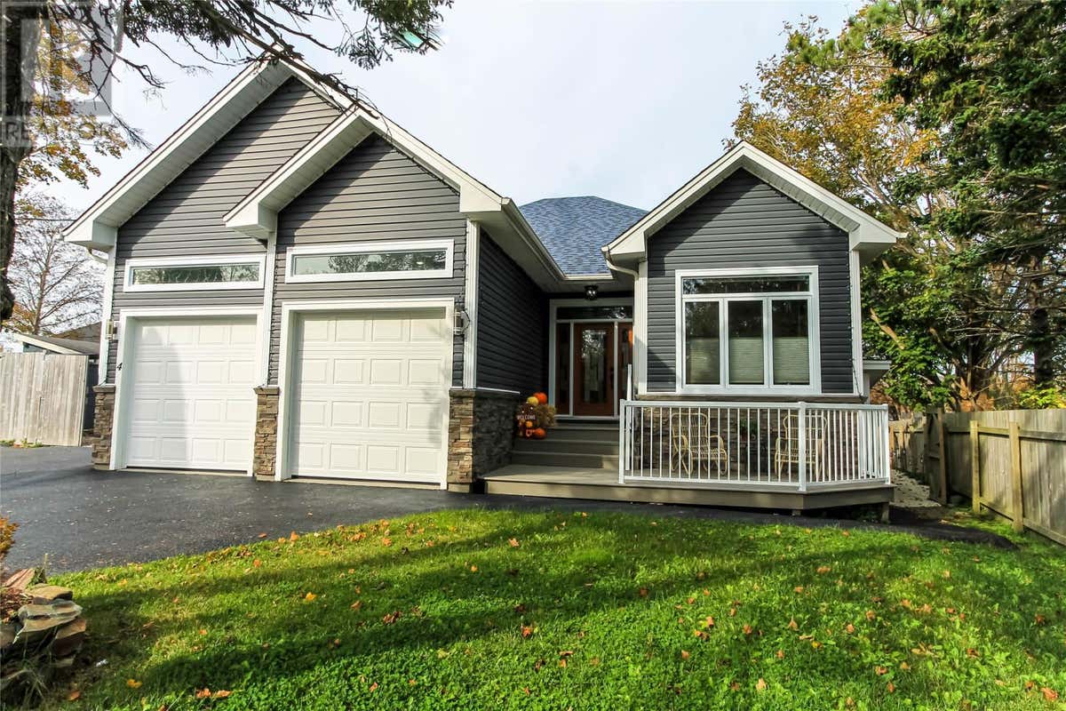 4 WATERFORD HEIGHTS S