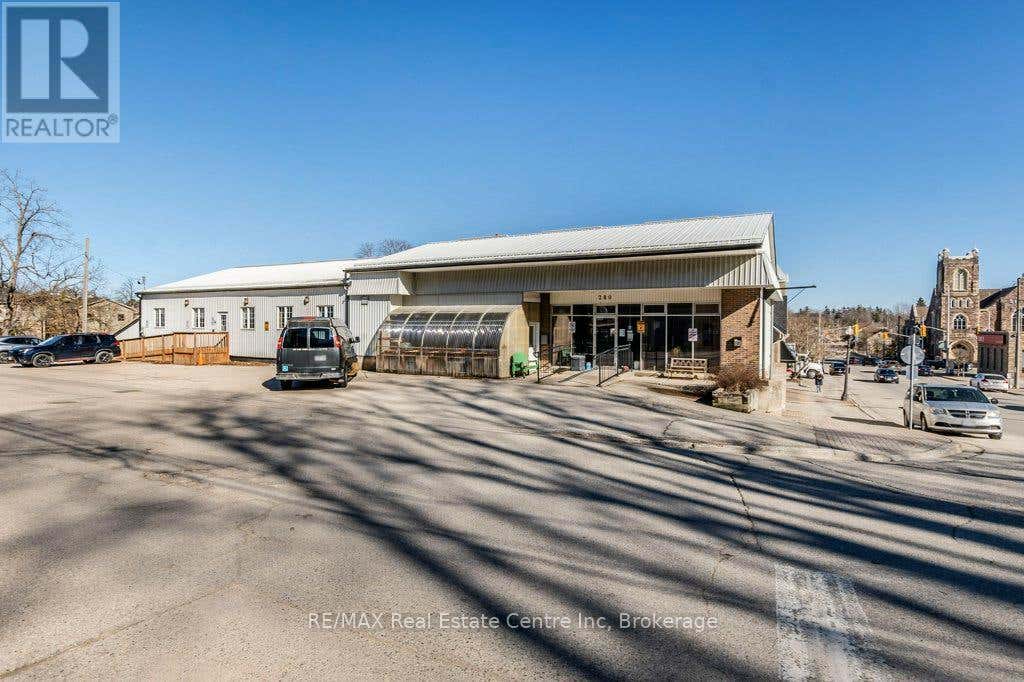 280 ST PATRICK STREET W
