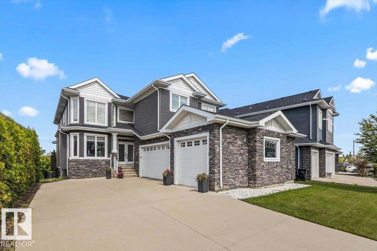 1242 STARLING DR NW