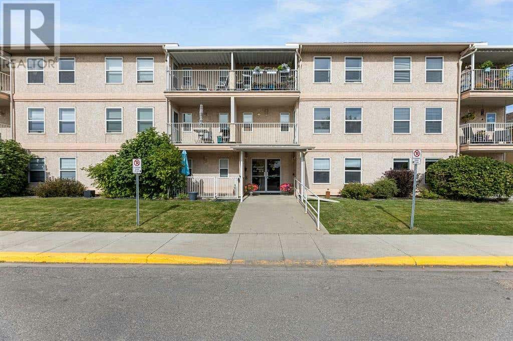 104, 5026 49 Street, Olds, AB T4H1V7 Condo For Sale RE/MAX A2166046
