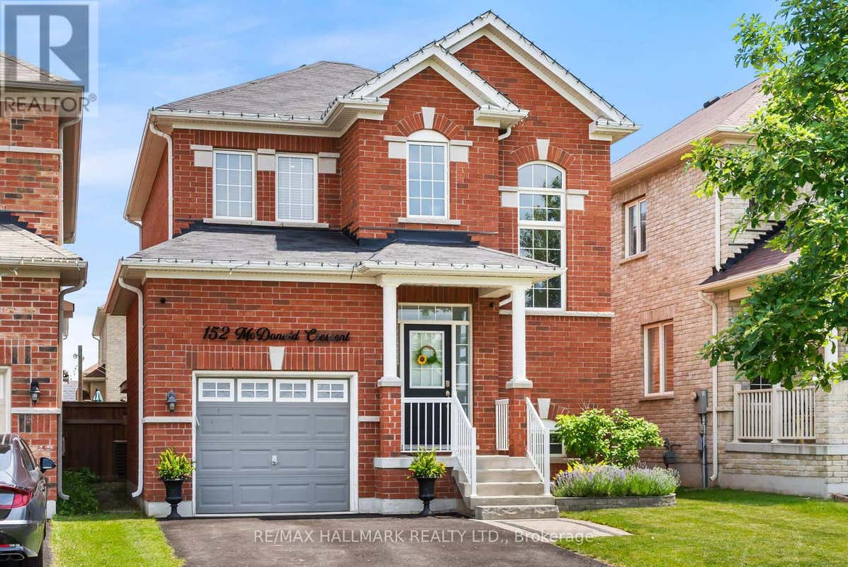 152 MCDONALD CRESCENT
