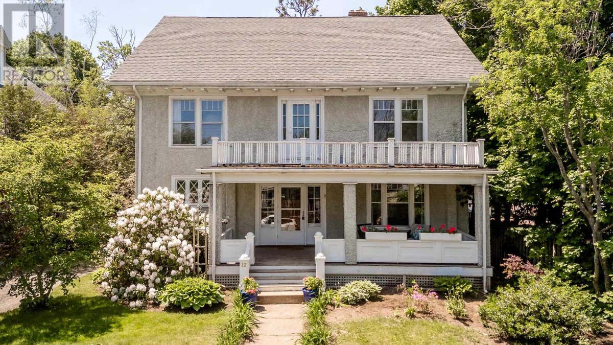 12 LINDEN AVENUE