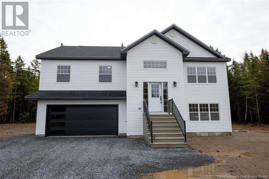 20 Sandlewood Lane, Douglas, NB E3G0E7 House For Sale RE/MAX NB107687