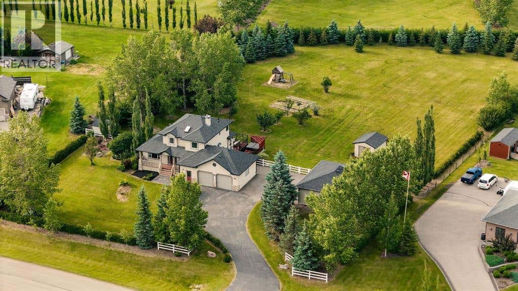112 PINTO LANE SE