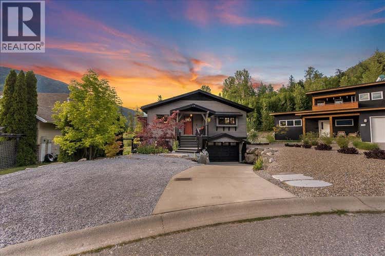 530 Foster Place