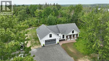 4 Riverview Ave